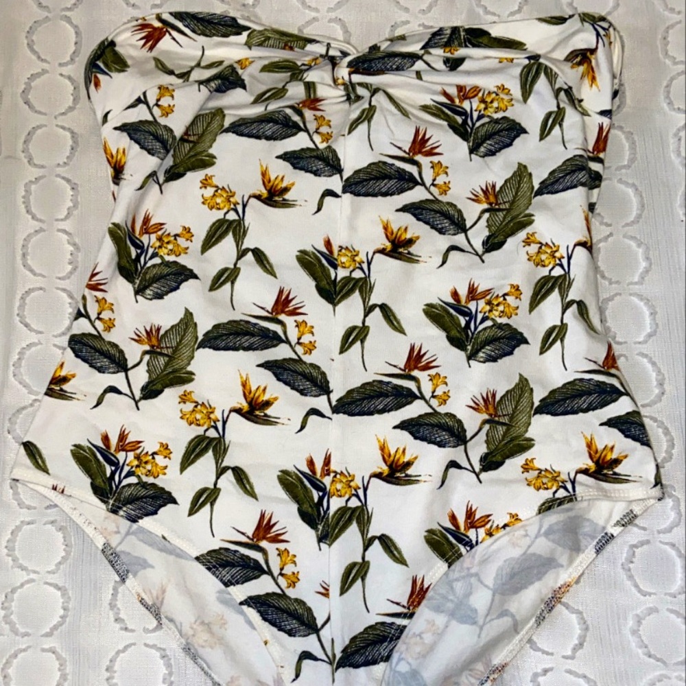 Sleeveless Body suit